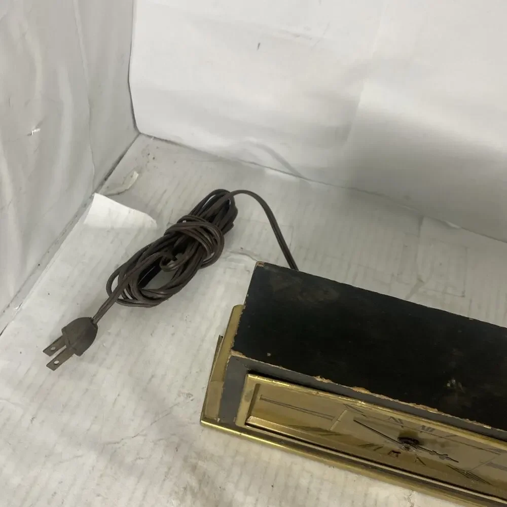 Vintage Seth Thomas Wood Desk Clock Rectangular Electric For Parts & Repair Only